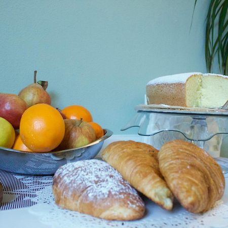 B&B Il Riccio Tirano Eksteriør billede