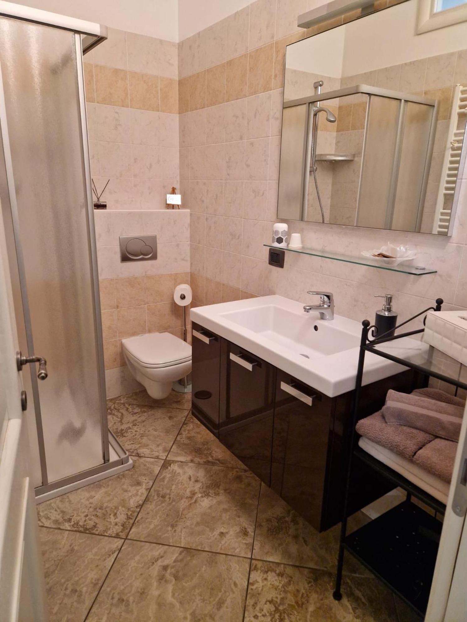 B&B Il Riccio Tirano Eksteriør billede